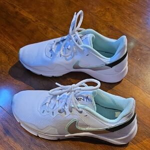 Nike Legend Essential Sneakers Women's 7